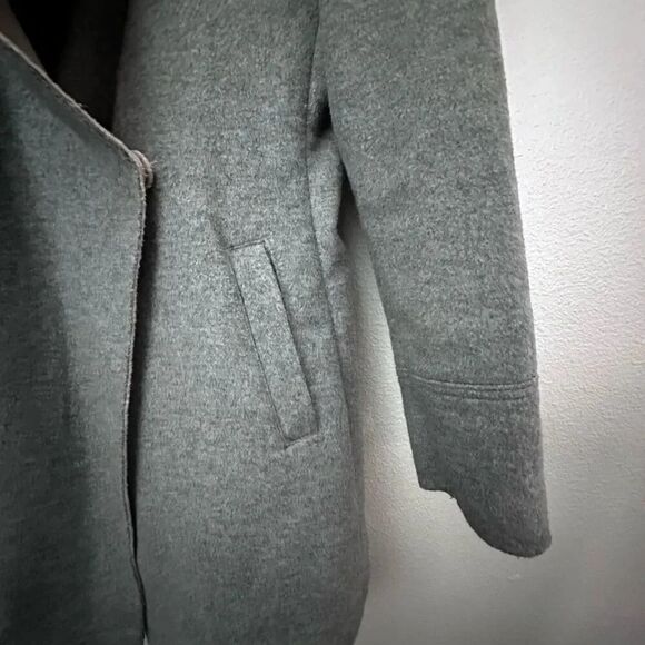 LAUNDRY BY SHELLI SEGAL | Wool Blend Wrap Trench Coat Gray Nude Belt | Small - Picture 5 of 10